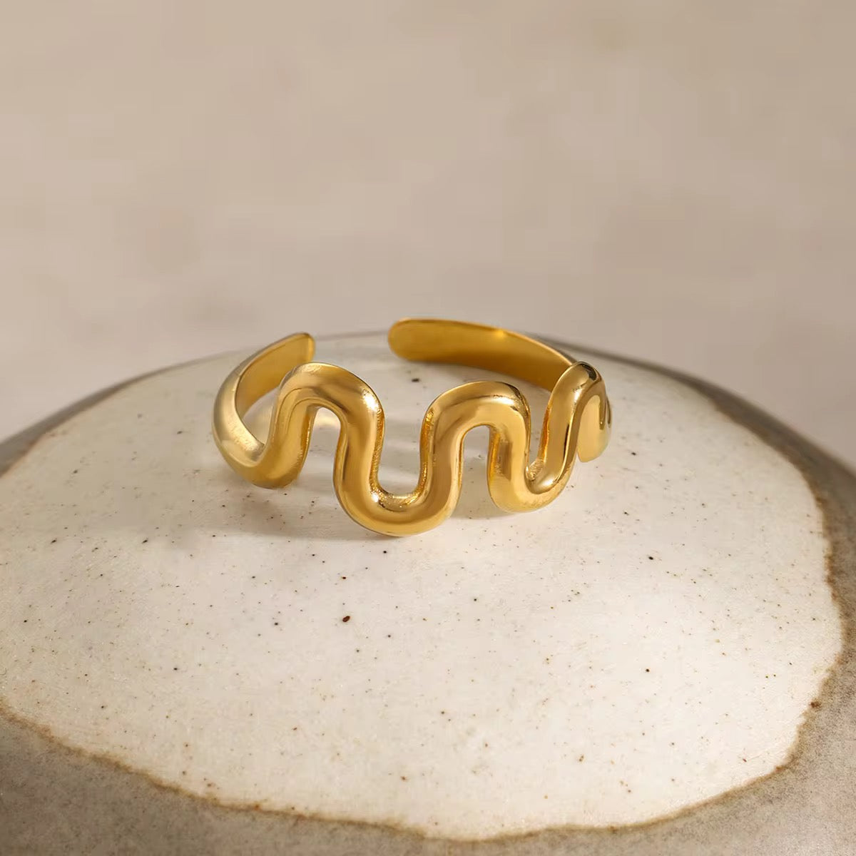 Lemo Ring - Waterproof, 18k Gold Plated