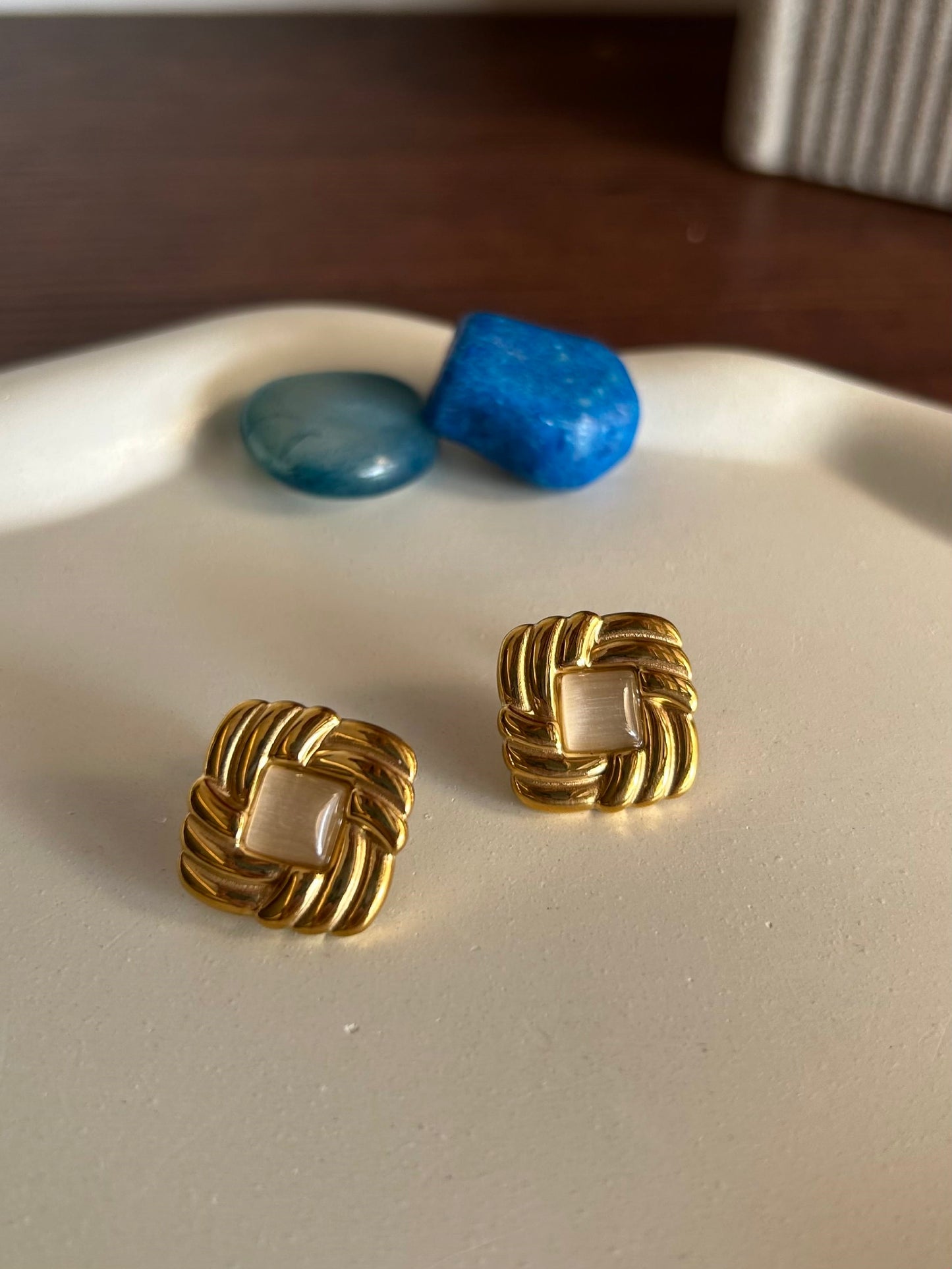 Nara Earrings - Waterproof, 18k Gold Plated