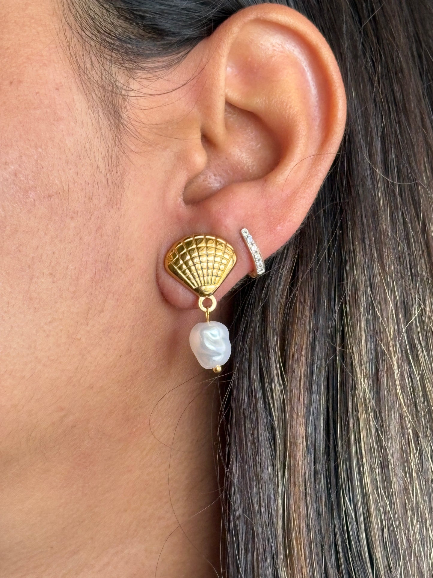 Tarini Earrings - Waterproof, 18k Gold Plated