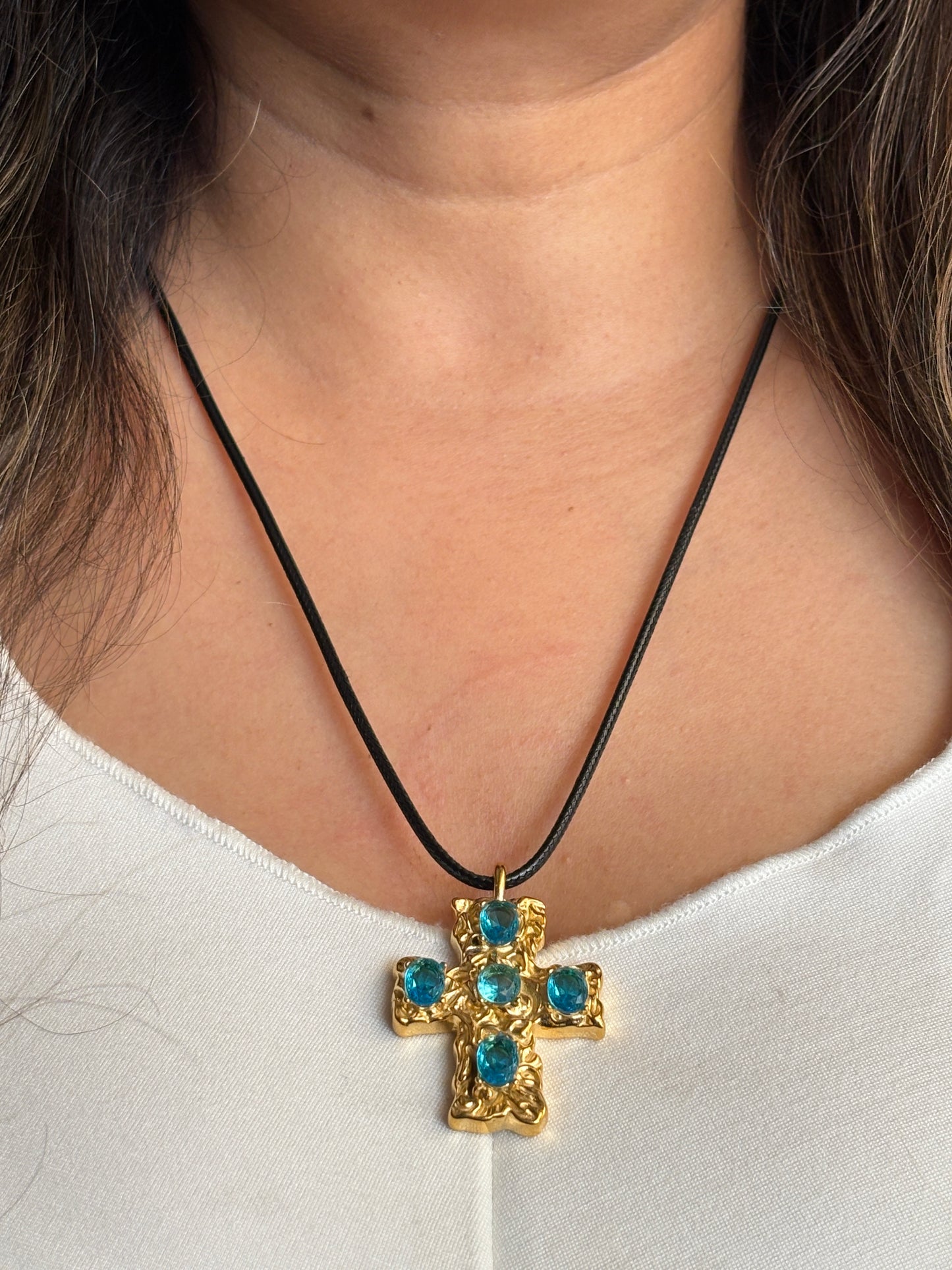 Cross Necklace - Waterproof, 18k Gold Plated