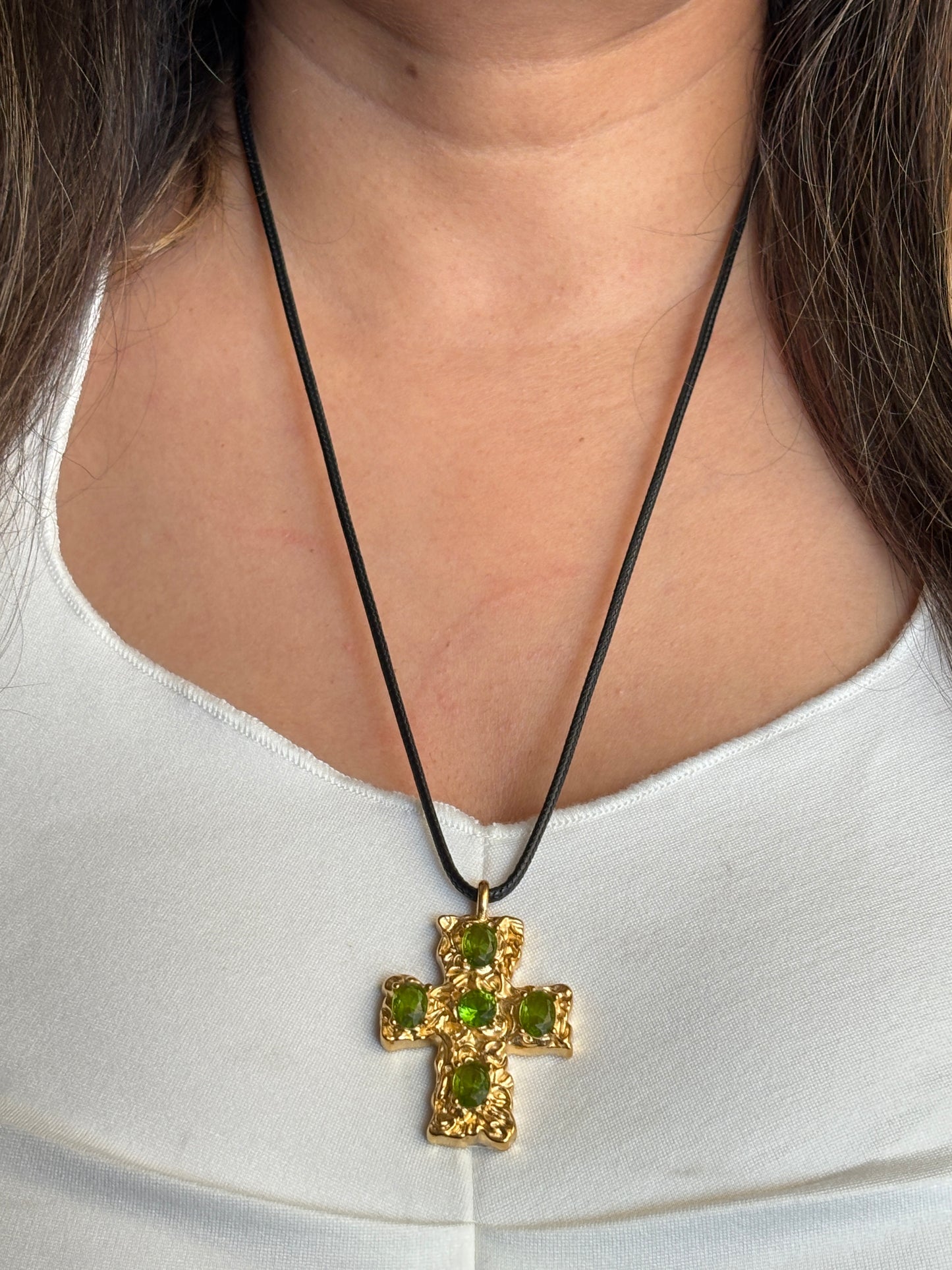 Cross Necklace - Waterproof, 18k Gold Plated