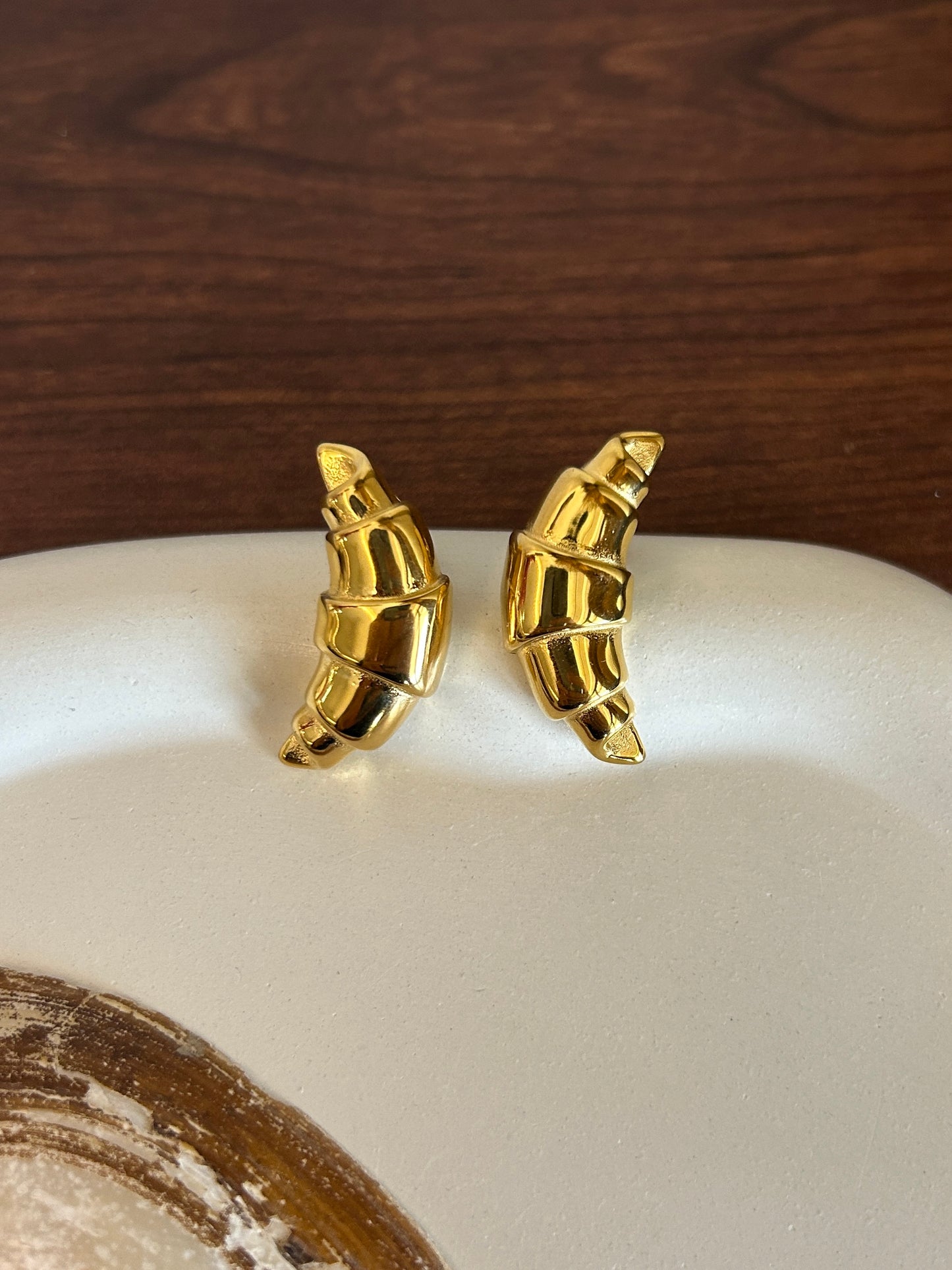 Zela Earrings - Waterproof, 18k Gold Plated