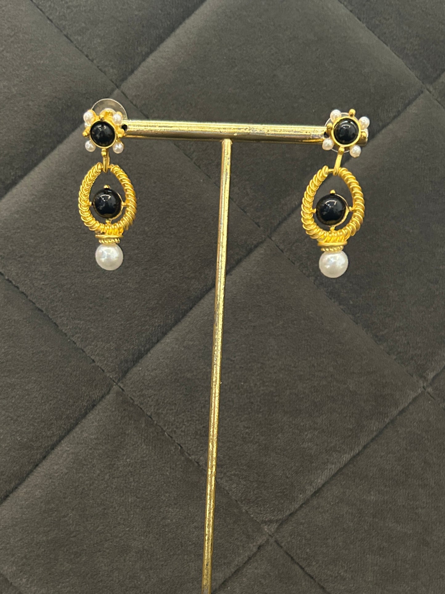 Amelia Earrings - 18k Gold Plated, Anti Tarnish