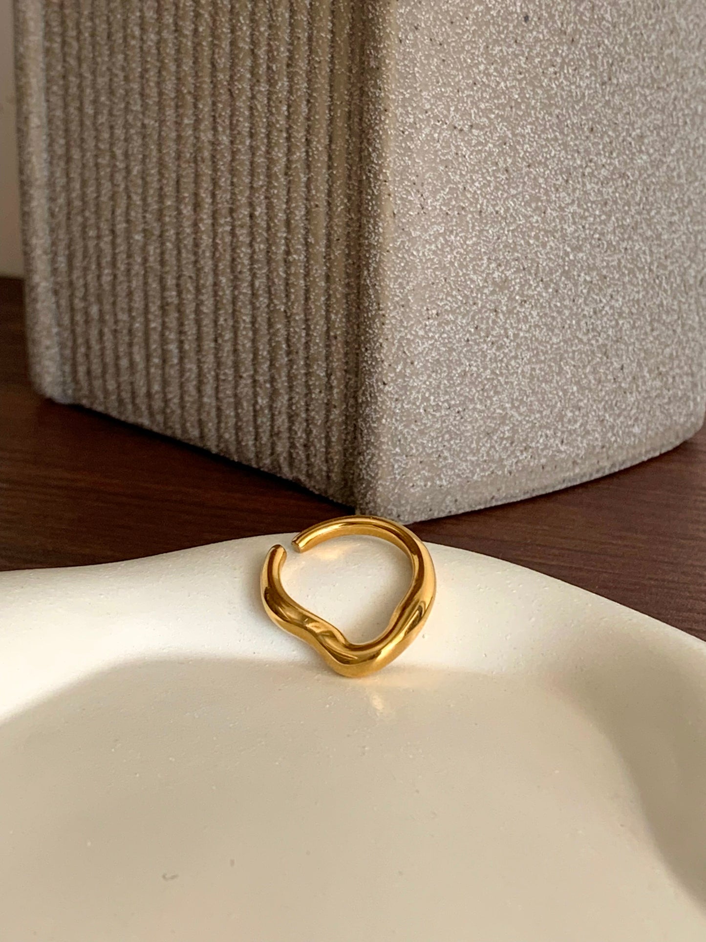 Rosy Ring - Waterproof, 18k Gold Plated
