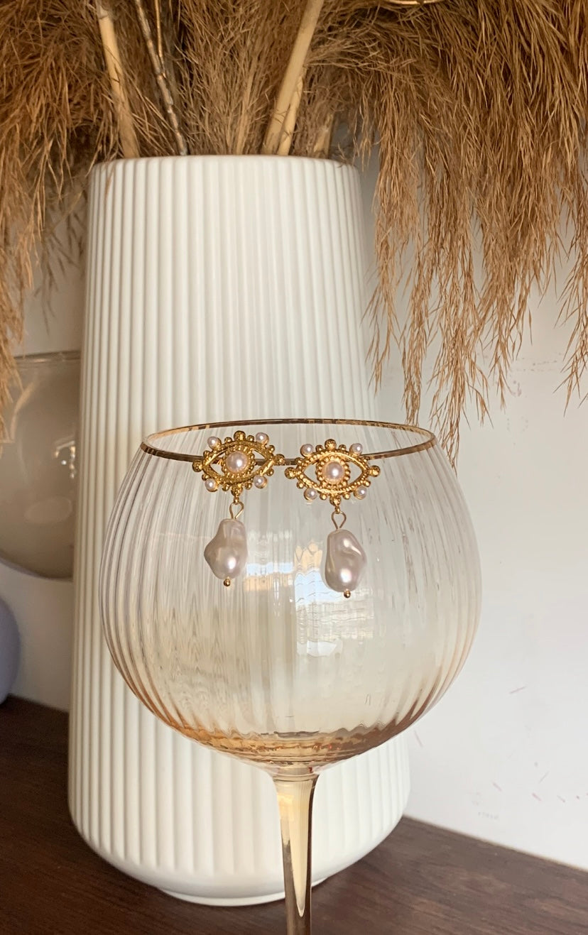 Eye Pearl Earrings - Waterproof, 18k Gold Plated