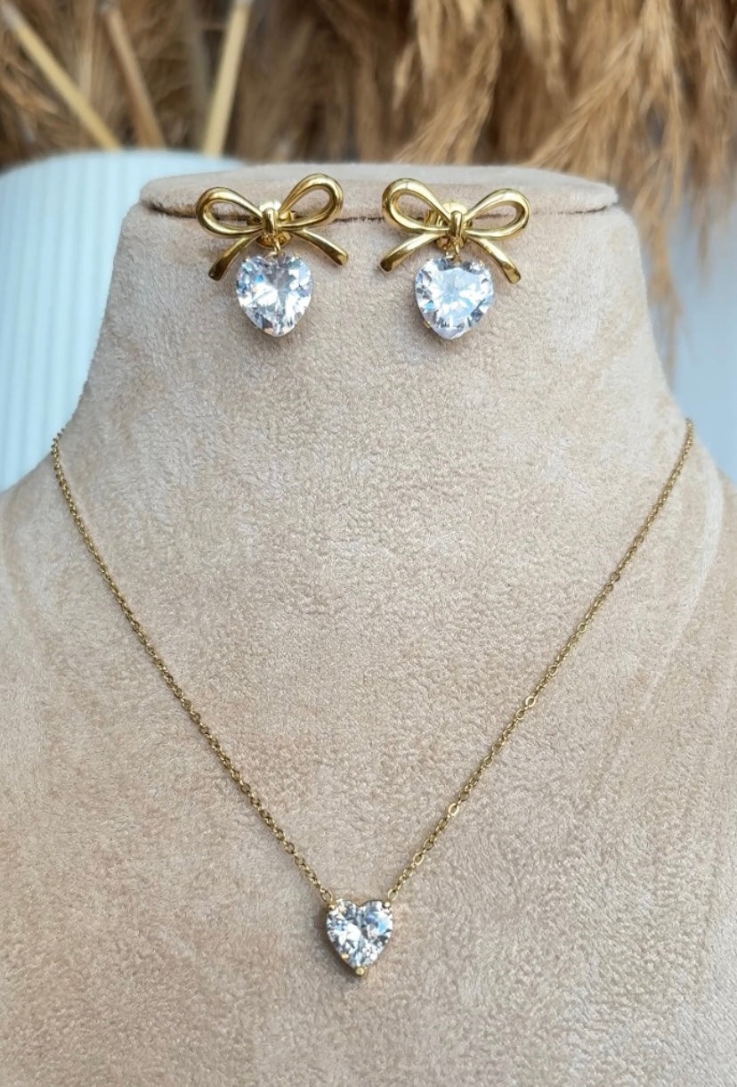 Feta Necklace - Waterproof, 18k Gold Plated