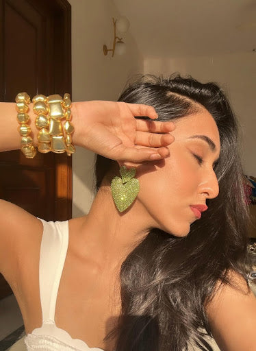 What is Chunky Jewellery? A Complete Guide for First-Time Buyers — by Amossh