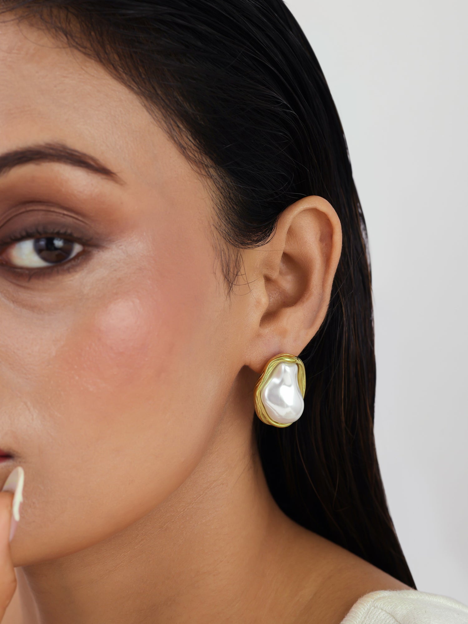 Prina Earrings - Waterproof, 18k Gold Plated
