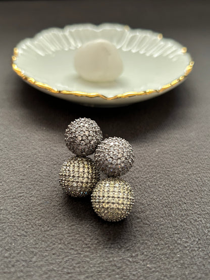 Lily Studs - Anti Tarnish