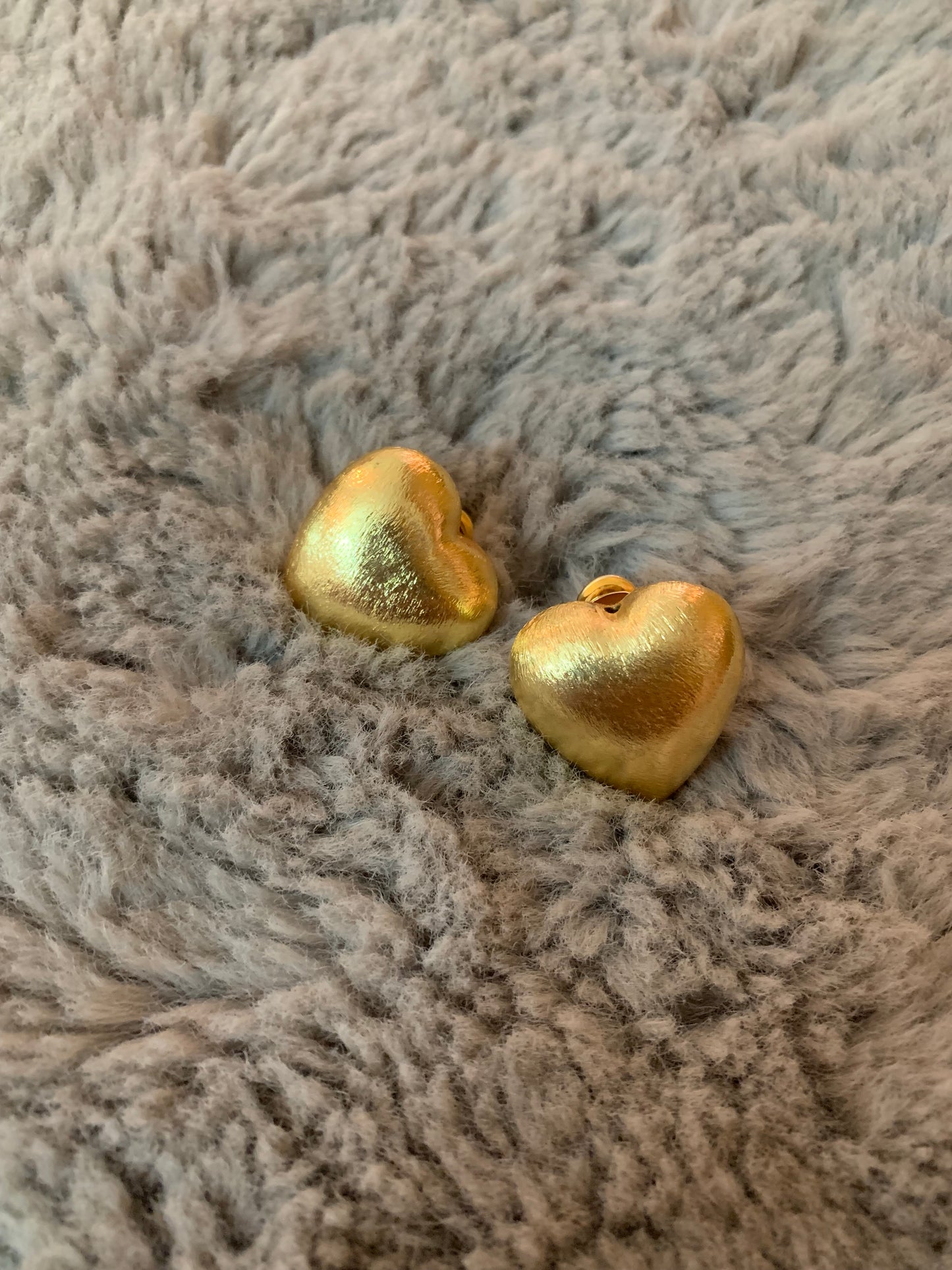 Shape Studs Heart - Anti Tarnish