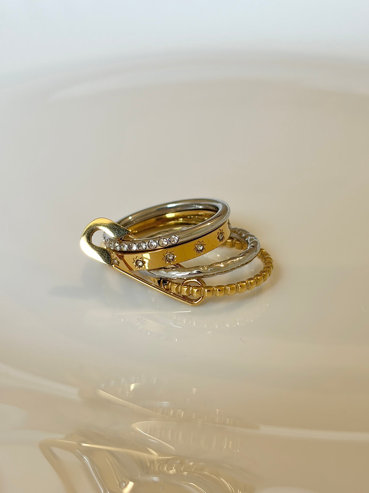 Lola Ring - Waterproof, 18k Gold Plated