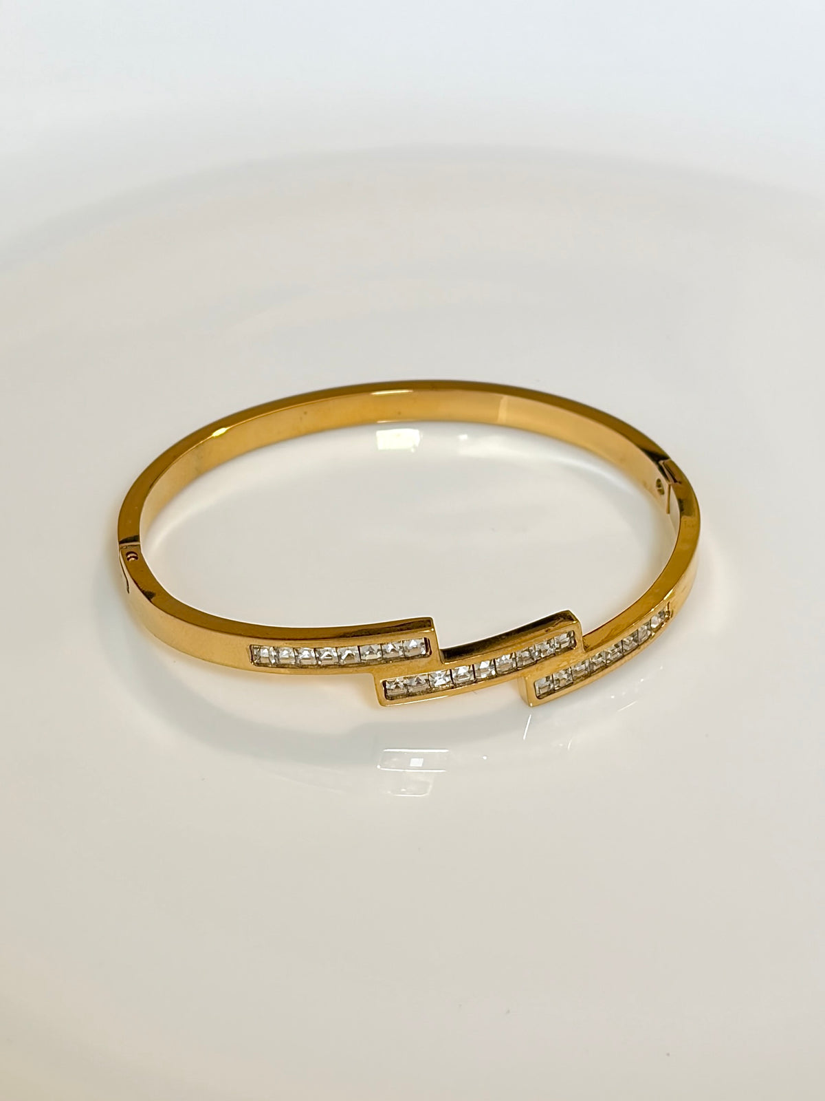 Zaya Bracelet - Waterproof, 18k Gold Plated