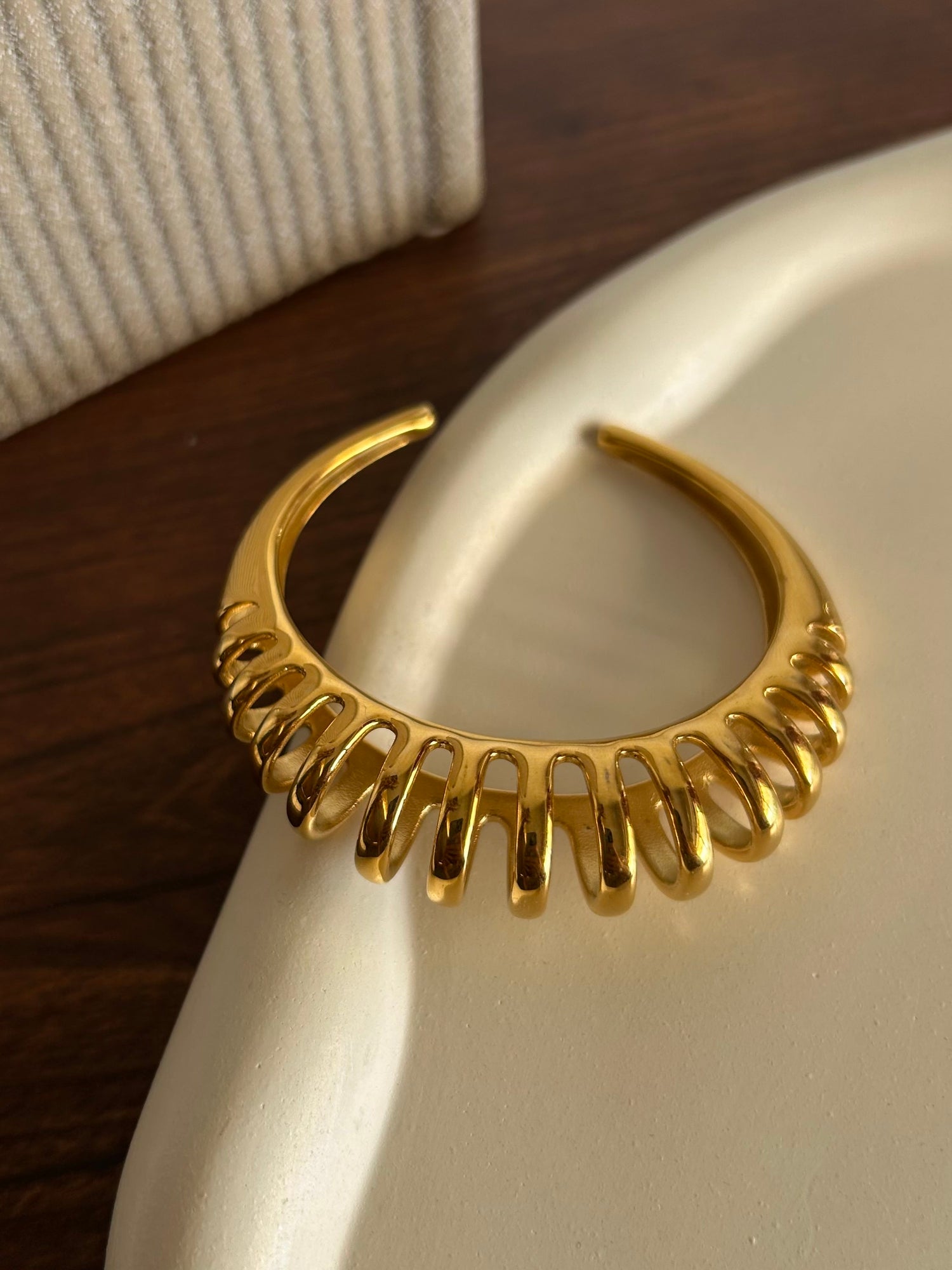 Yeti Bracelet - Waterproof, 18k Gold Plated