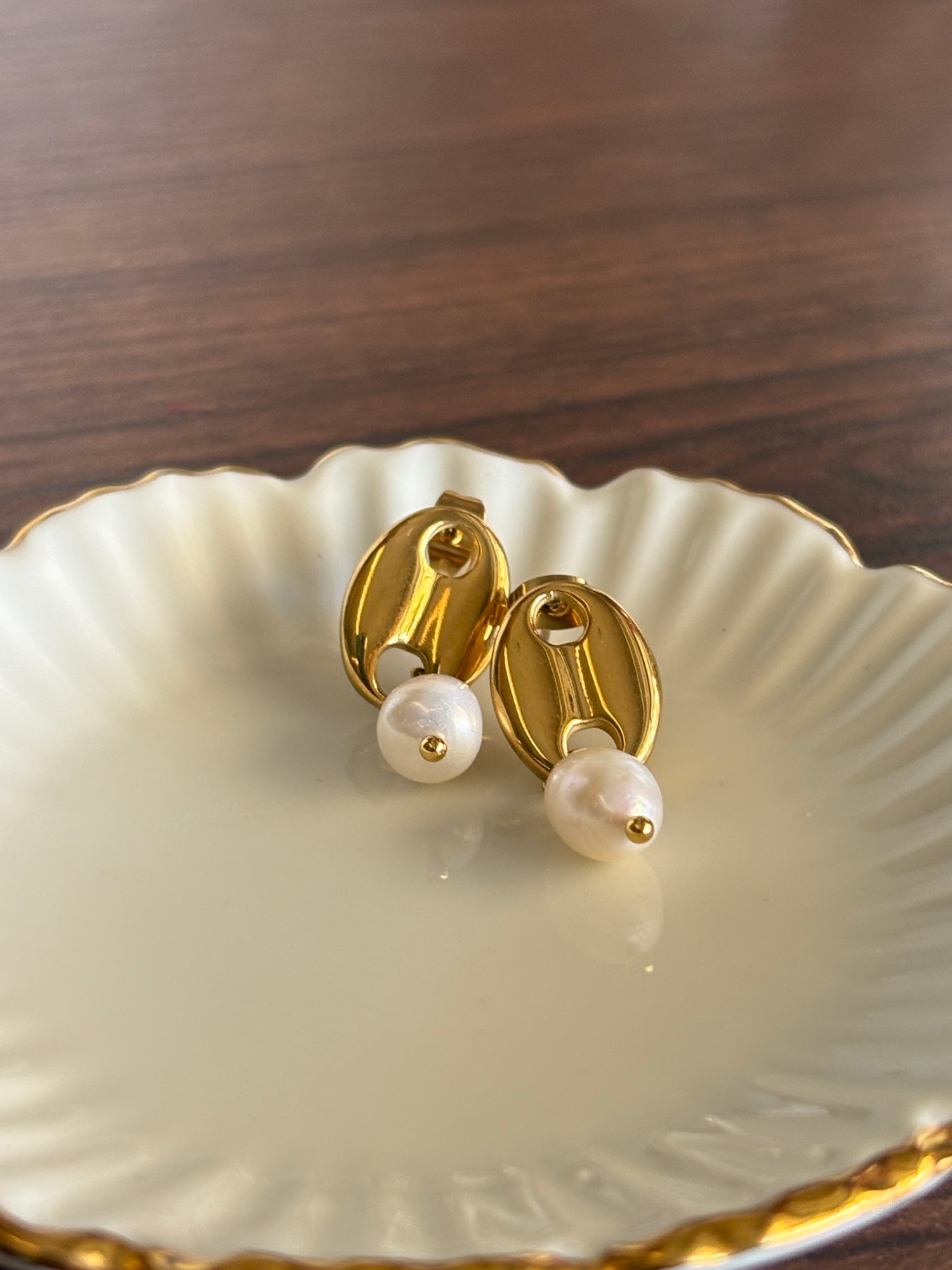 Rinny Earrings - Waterproof, 18k Gold Plated