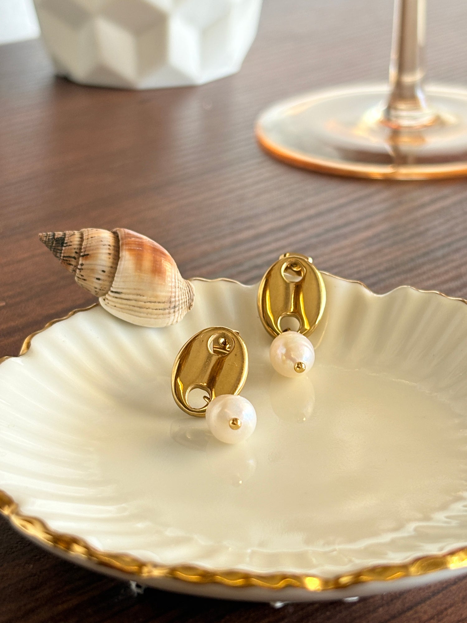 Rinny Earrings - Waterproof, 18k Gold Plated