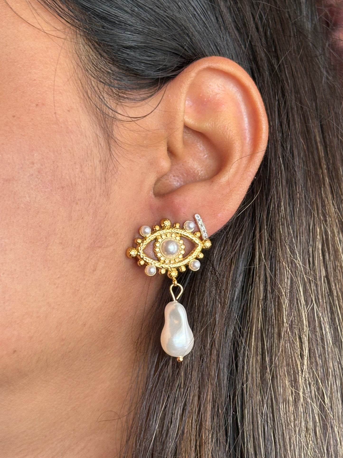 Eye Pearl Earrings - Waterproof, 18k Gold Plated