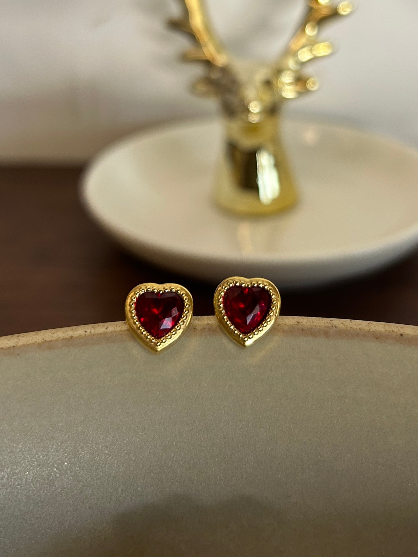 Kiva Earrings - Waterproof, 18k Gold Plated