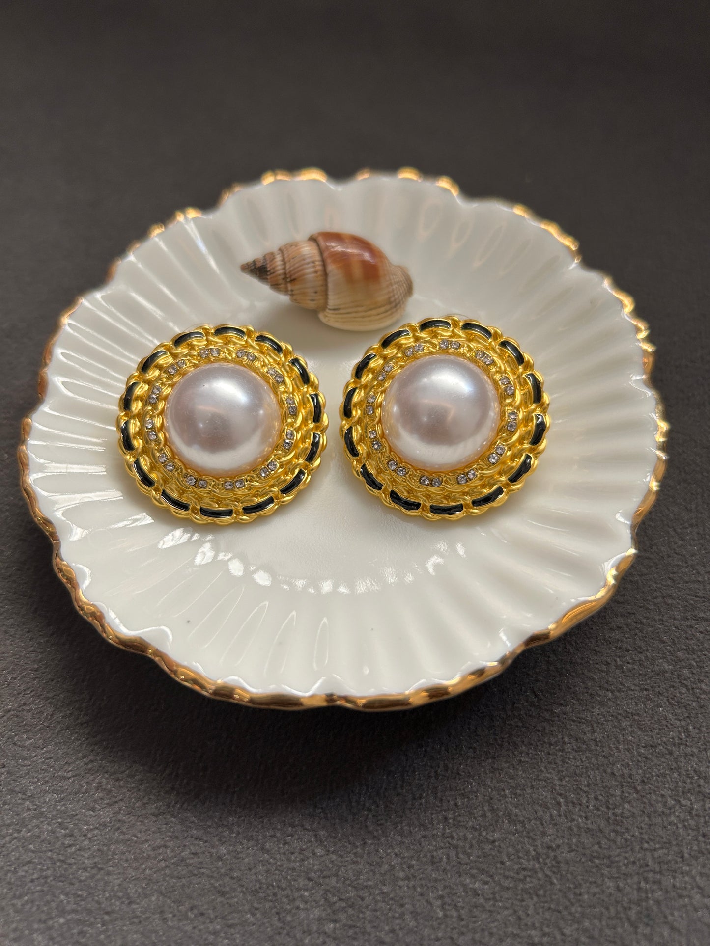 Lasie Earrings