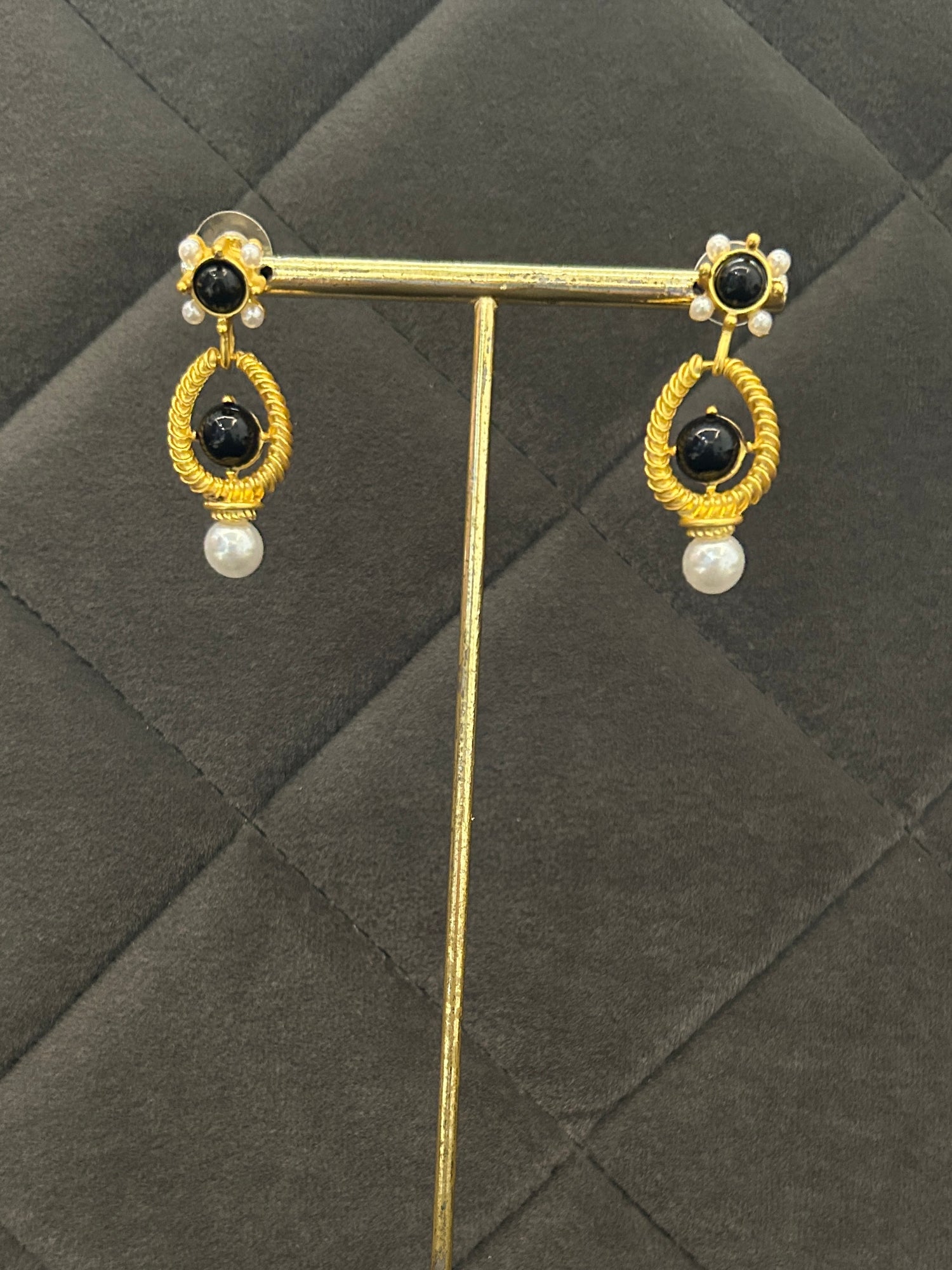 Amelia Earrings - 18k Gold Plated, Anti Tarnish