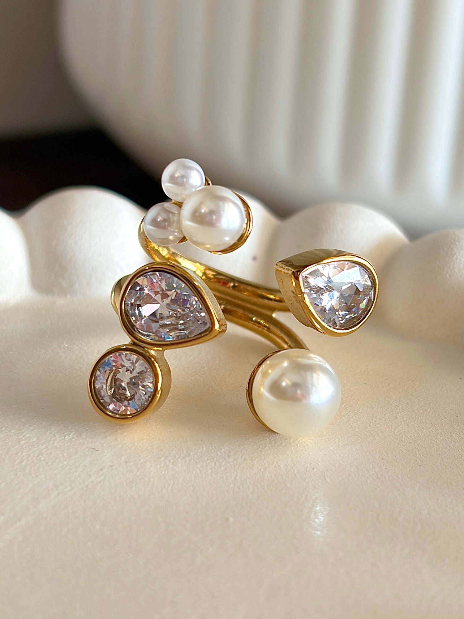 Vivi Ring