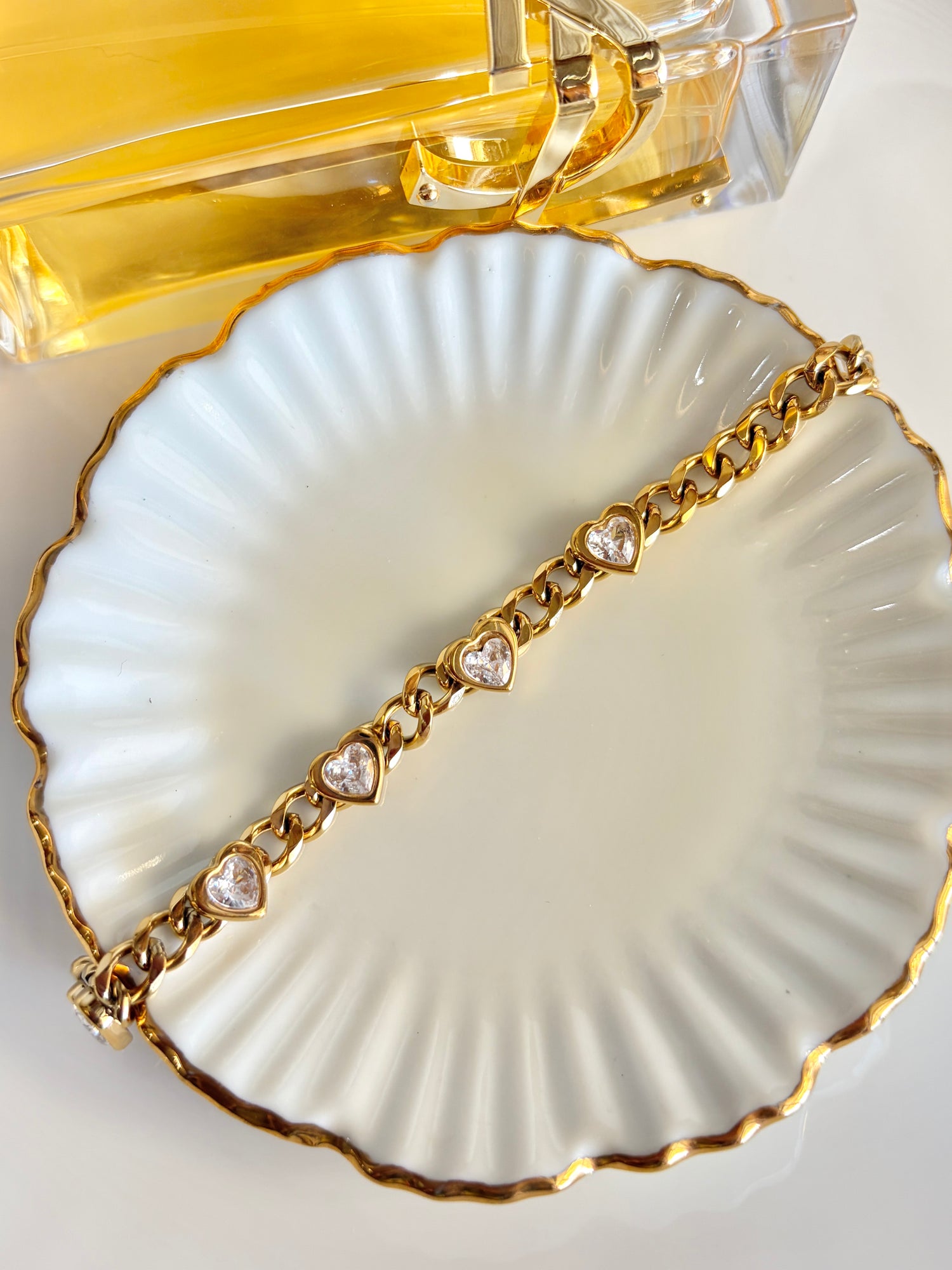 Zara Gold Heart-Cut Chain Link Bracelet