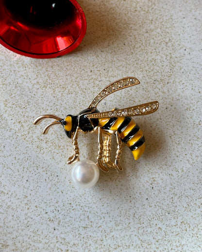 Wasp Bee Pearly Studded Brooch