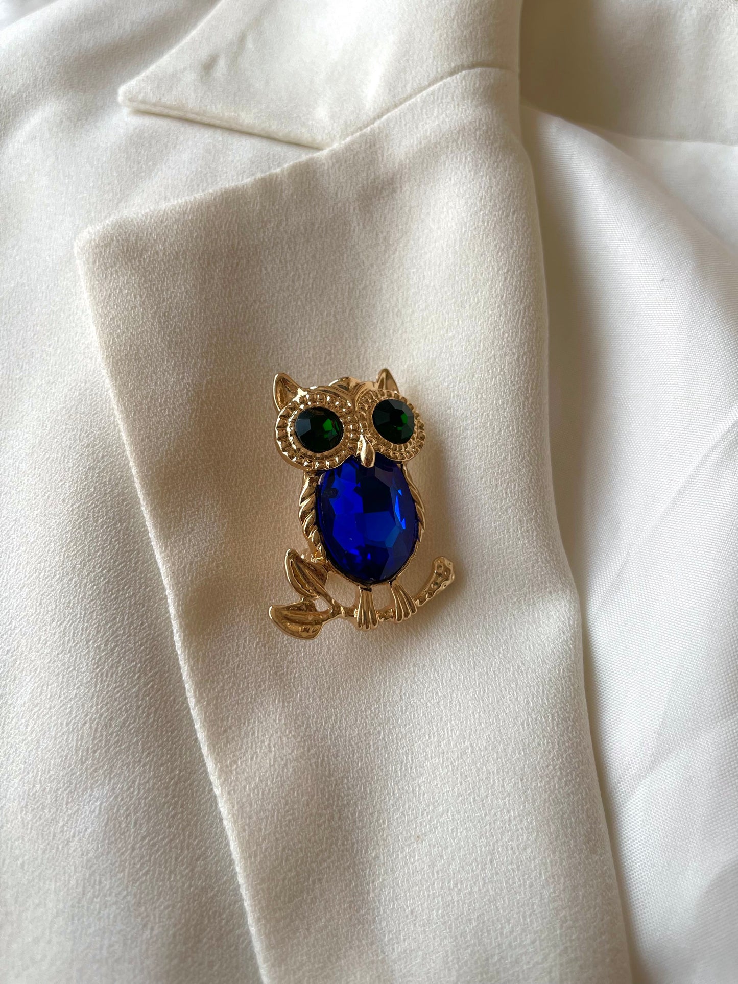 Blue Owl Studded Brooch