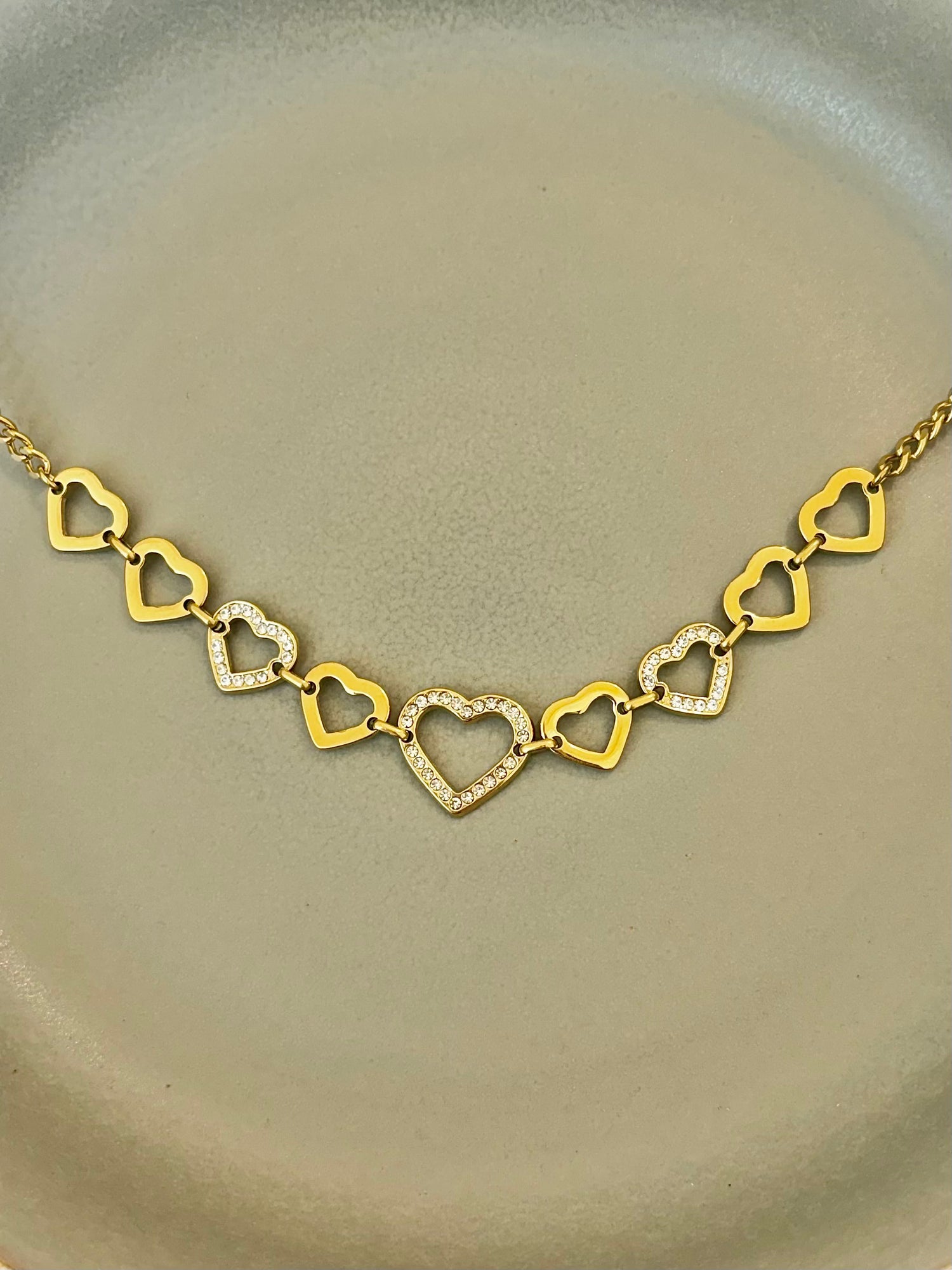 Vaanya Necklace - Waterproof, 18k Gold Plated