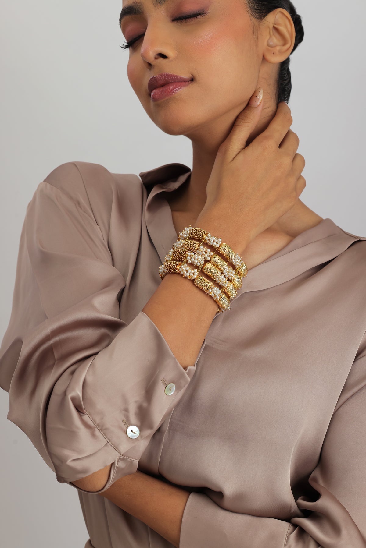 Gul Pearl Cluster Chunky Gold Elasticated Bracelet (Set of 2)