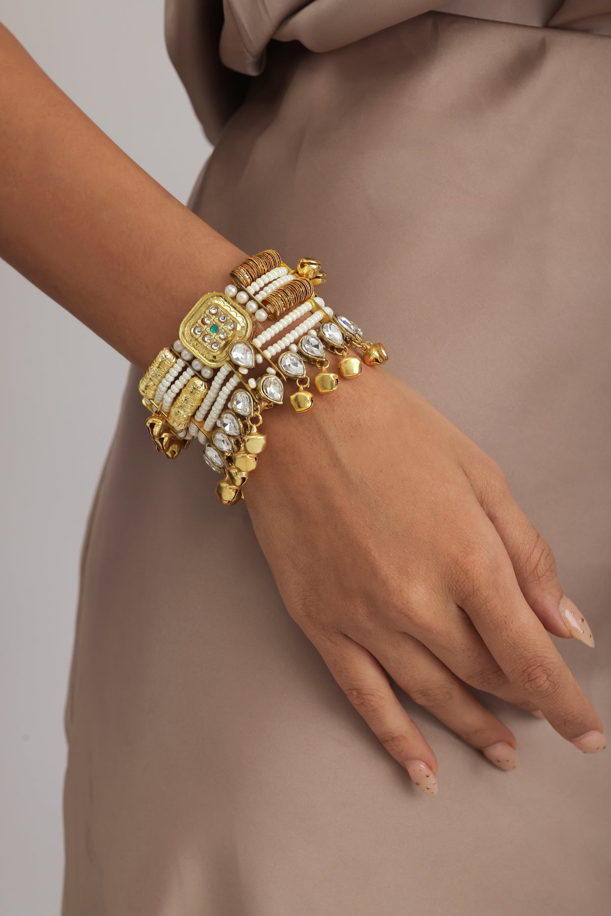 Razi Kundan Ghungroo Elasticated Bracelet (Set of 2)
