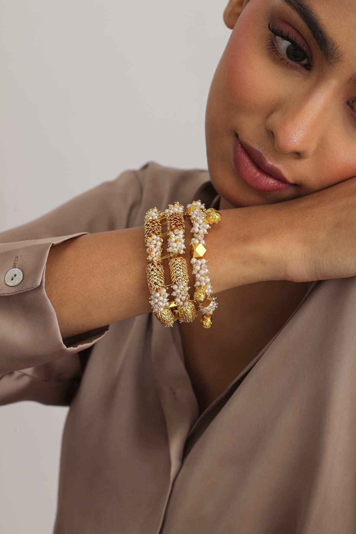 Paro Pearl Gold Beaded Elasticated Bracelet (Set of 2)