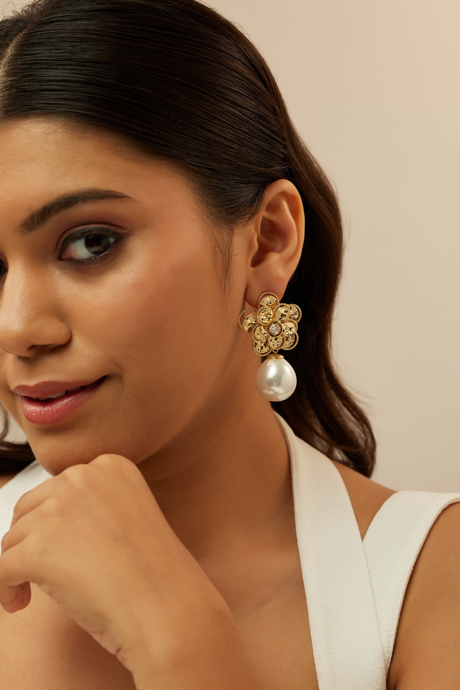 Classic Pearl Drop Flower Earrings