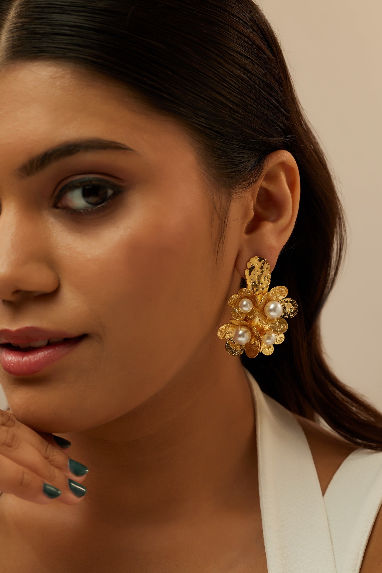 Cluster Floral Pearl Earrings