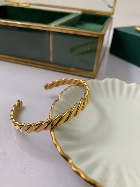 Sarah Bracelet - Waterproof, 18k Gold Plated